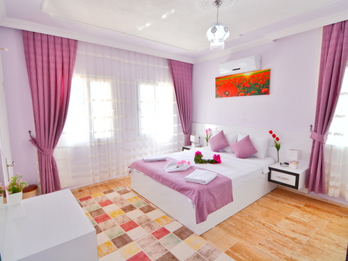  gece  -  Kasım
  | Kalkan İslamlar’da Jakuzili, Korunaklı ve Doğa İçinde Özel Villa